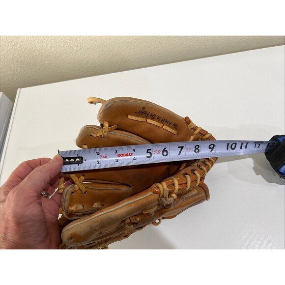 Rawlings Reggie Jackson Baseball Glove RBG90 “Deep Well” Pocket 9” RHT - Picture 14 of 16